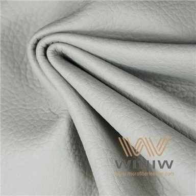 Aangepast auto-interieur leer