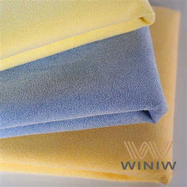 Zachte zeemleren doek voor het reinigen van auto's