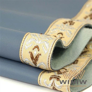Op maat gemaakt PVC-kunstleer met borduurwerk voor placemats